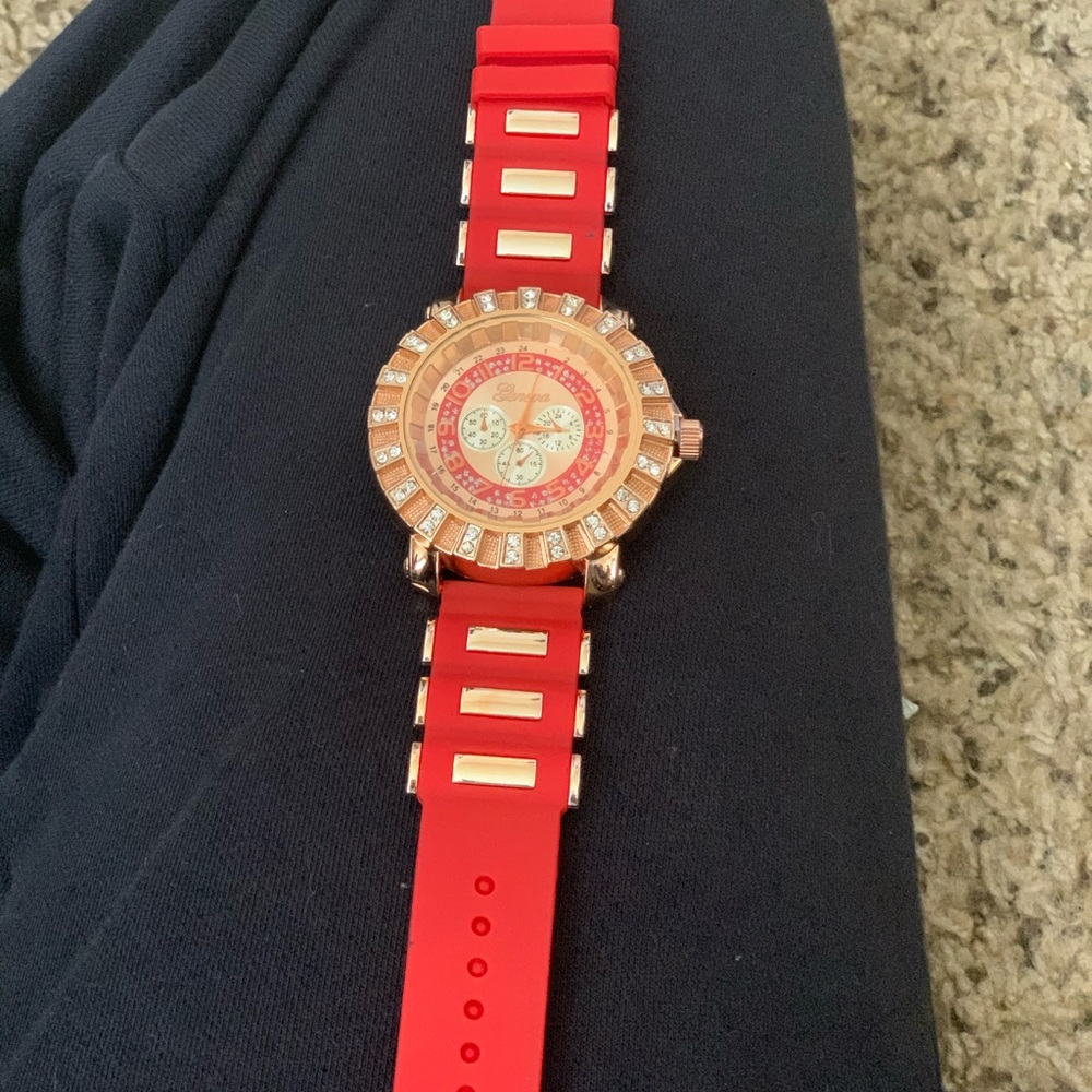 Geneva Watch - Picture 2 of 2